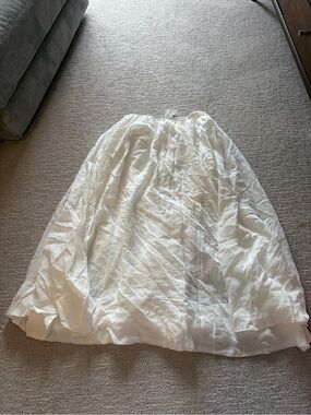 DISSH White Full Tulle Midi Skirt